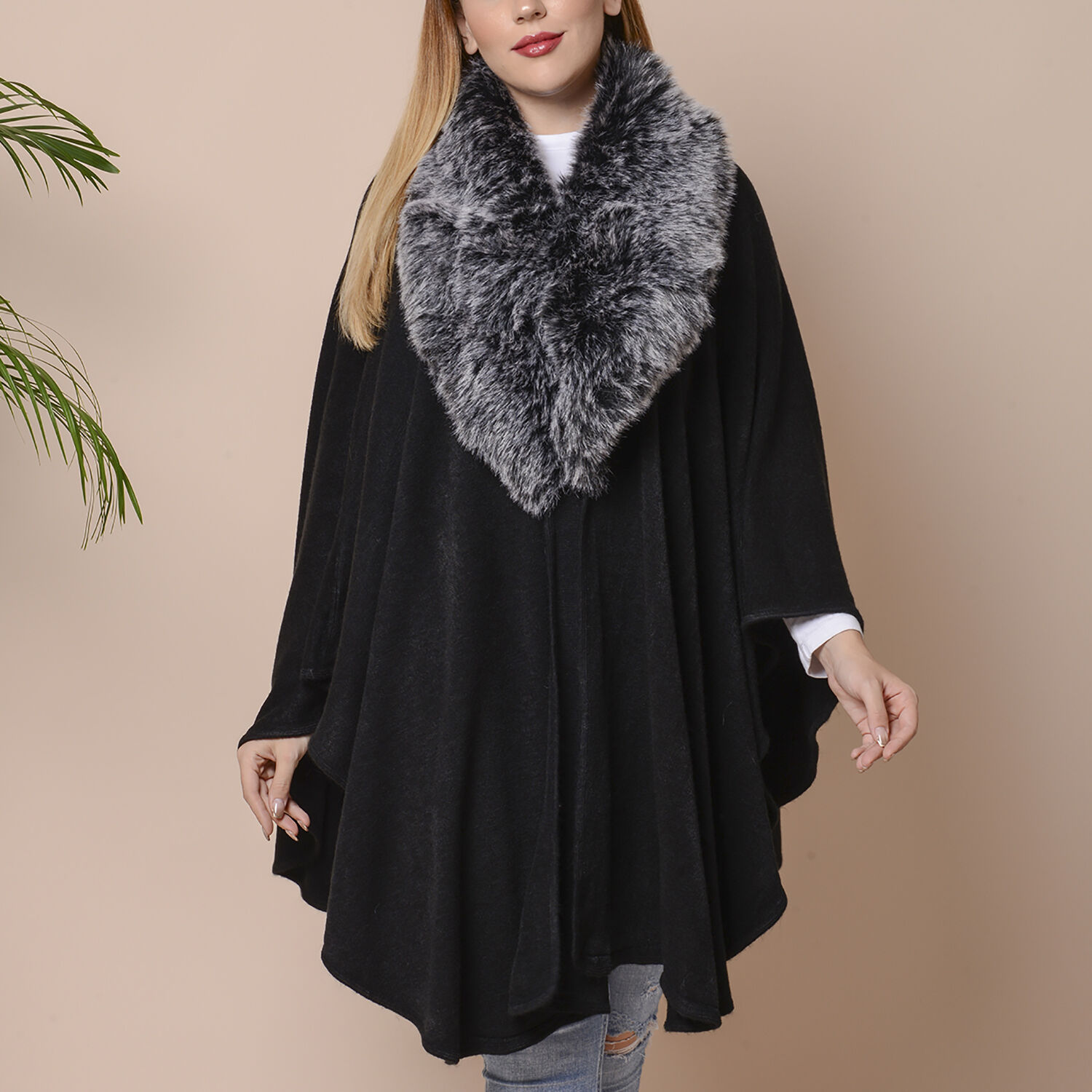 Half Moon Faux Fur Collar Cape (Size 124x76 Cm) - Black Colour