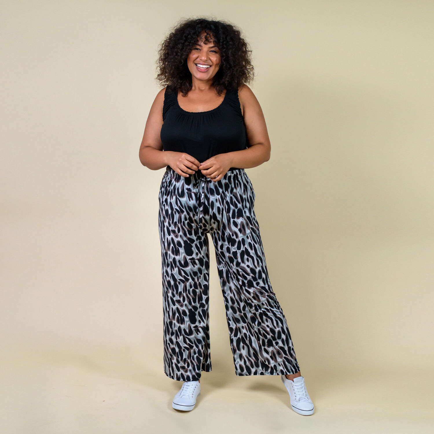 TAMSY Wide Leg Batwing Pattern Trousers - Black