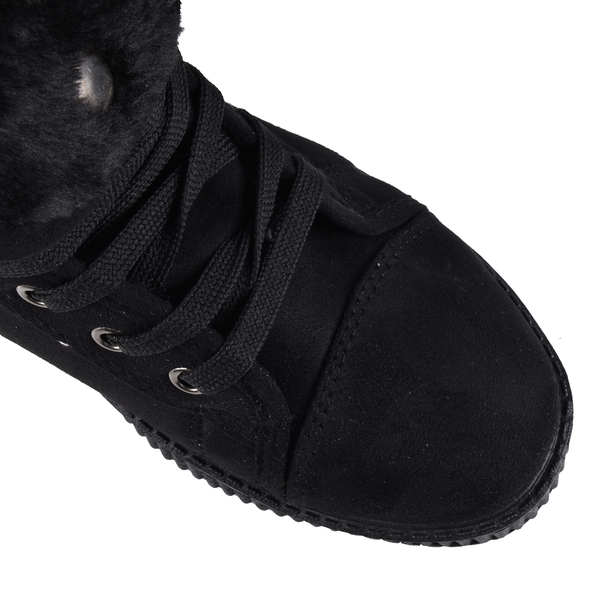 Solid Black Faux Fur Lined Lace-Up Ankle Boots
