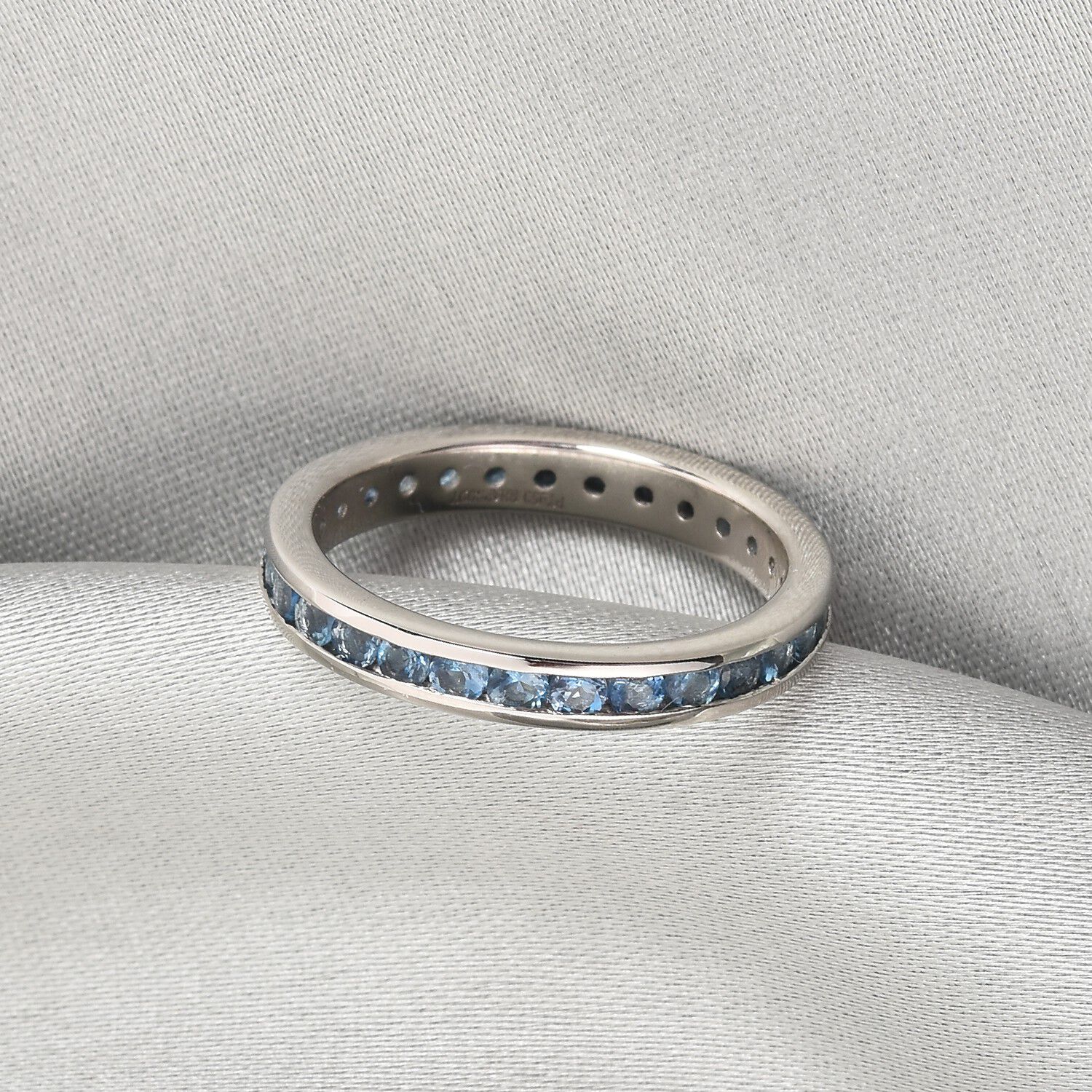 950 Platinum  Santamaria Aquamarine Ring 1.00 ct,  Platinum Wt. 5.25 Gms  1.000  Ct.