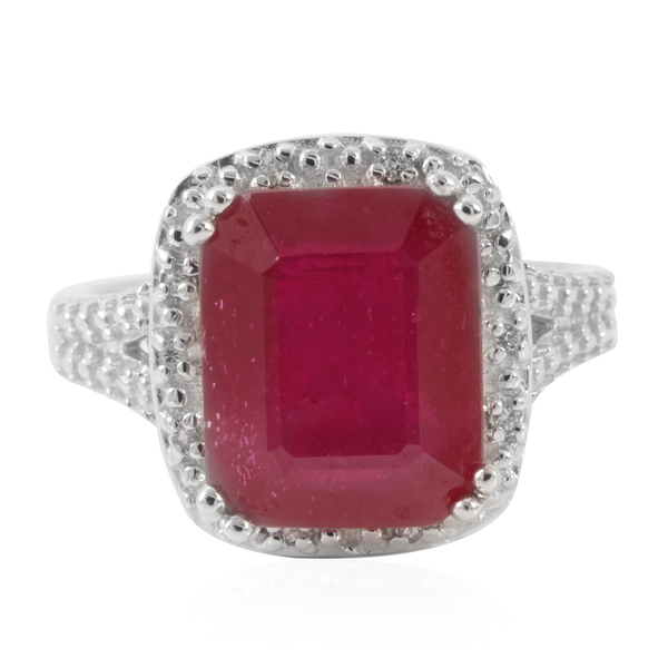 African Ruby (Oct 6.45 Ct), White Sapphire Ring in Rhodium Plated Sterling Silver 6.500 Ct.