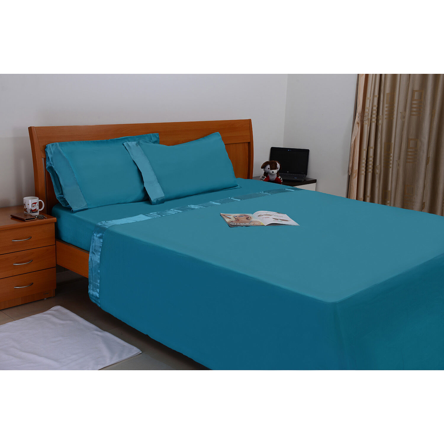 Turquoise Colour One King Size Fitted Sheet (Size 108x104 Inch), One Flat Sheet (Size 203x152