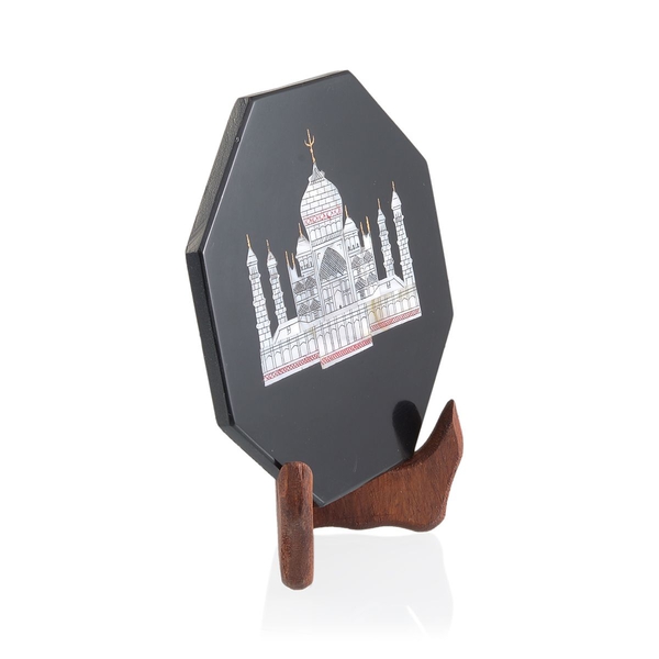 Handcarvd Tajmahal on Black Soap Stone with a Stand- Octagon