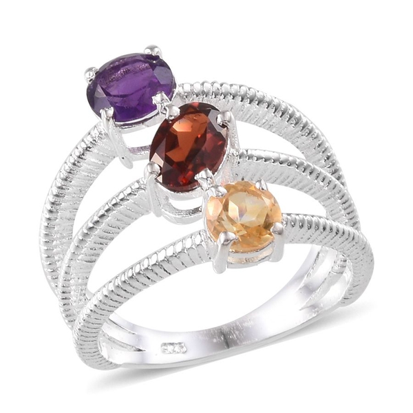 Mozambique Garnet (Ovl 1.00 Ct), Amethyst and Citrine Ring in Sterling Silver 2.250 Ct.