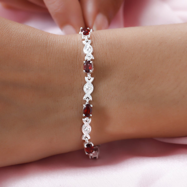 One Time Deal-Mozambique Garnet Bracelet (Size 6.5 With 2 inch Extender) in Sterling Silver 4.56 Ct, Silver wt. 5.00 Gms