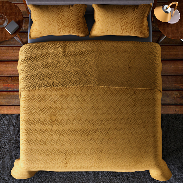 New Arrival 3 Piece- Super Luxurious Velvet Style Quilt and Pillowcases (Size 235 Cm) - Gold