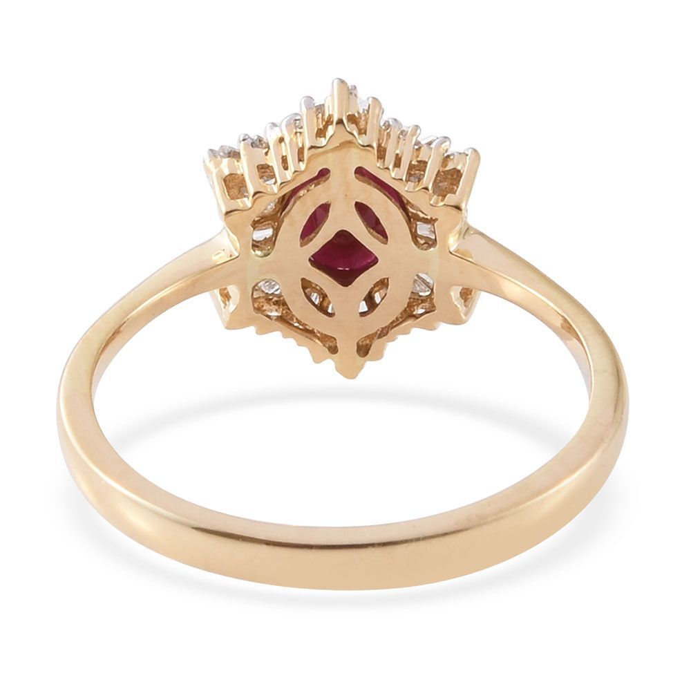 ILIANA 18K Yellow Gold AAAA Pigeon Blood Ruby (Ovl 1.00 Ct), Diamond (SI G-H) Ring 1.500 Ct.