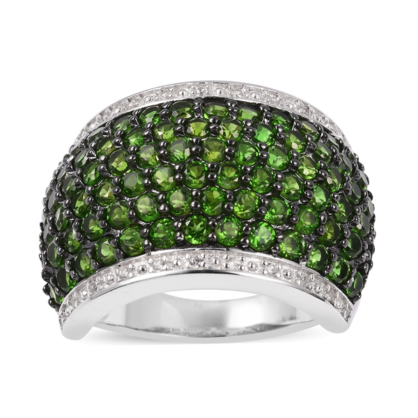 7 Carat  Diopside and Zircon Cluster Ring in Rhodium and Black Plating Silver 9 Grams