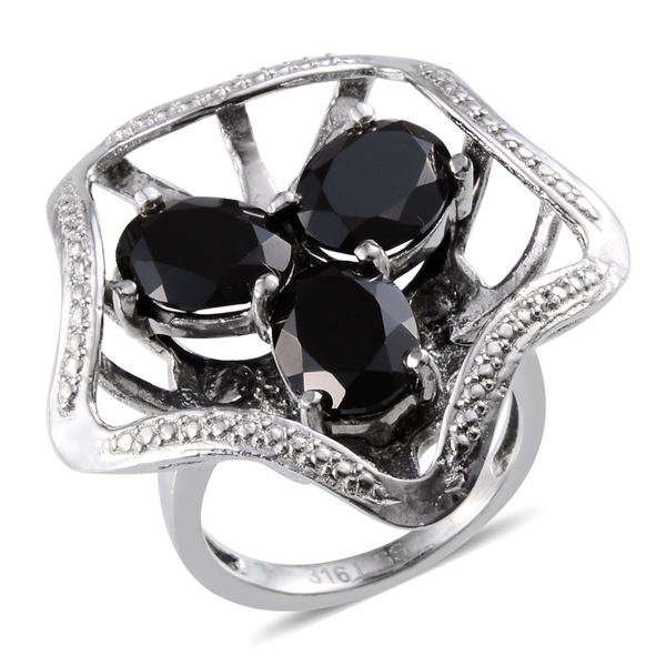 Boi Ploi Black Spinel (Ovl) Trilogy Ring in ION Plated Stainless Steel 7.000 Ct.