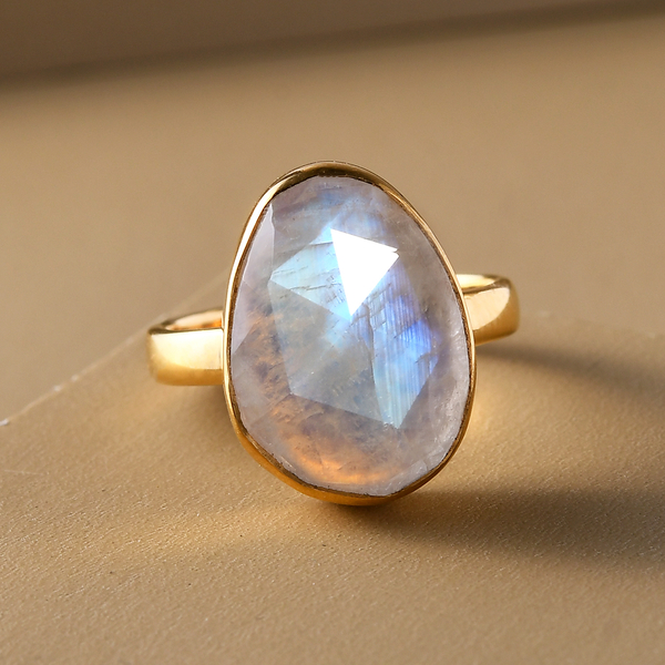Rainbow Moonstone Solitaire Ring in Vermeil Yellow Gold Overlay Sterling Silver 7.47 Ct.