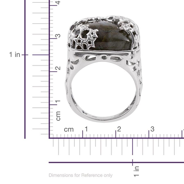 GP Labradorite (Cush 21.70 Ct), Kanchanaburi Blue Sapphire Ring in Platinum Overlay Sterling Silver 21.750 Ct.