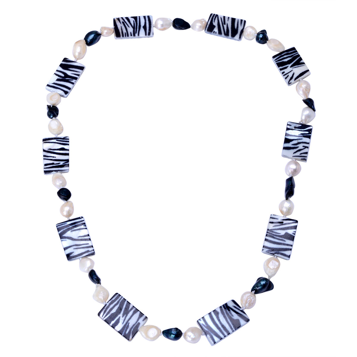 White and Dyed Peacock Baroque Pearl, Dyed Shell Necklace (Size 28)  300.000 Ct.