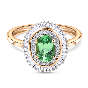 9K Yellow Gold Boyaca Colombian Emerald and Diamond Ring 1.04 Ct.