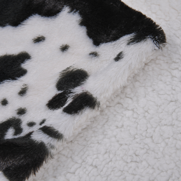 Luxury Sherpa Faux Fur Blanket ( Size 200x150 Cm) - White & Black
