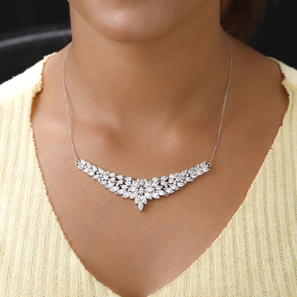 Lustro Stella Sterling Silver Cluster Necklace (Size 18) Made With Finest CZ 21.44 Ct, Silver Wt 12.55 Gms