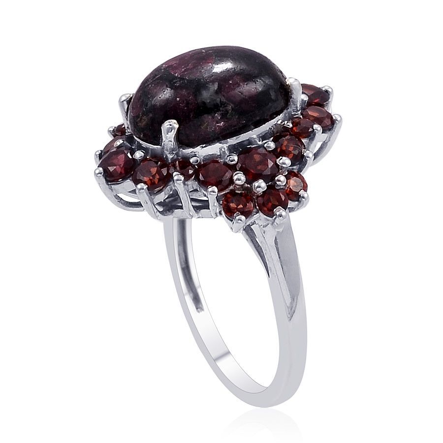 Eudialyte (Ovl 6.25 Ct), Mozambique Garnet Ring in Platinum Overlay Sterling Silver 9.000 Ct.