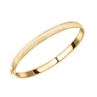 Hatton Garden Close Out- Italian Made- 9K Yellow Gold Diamond Cut Bangle (Size 7.5) with Clasp Gold 