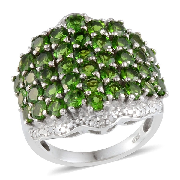 Chrome Diopside (Rnd), Diamond Cluster Ring in Platinum Overlay Sterling Silver 5.050 Ct.
