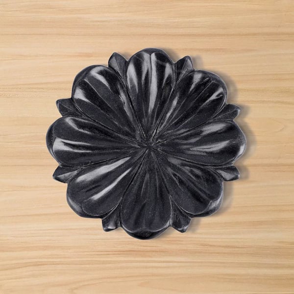 NAKKASHI Hand Carved Lotus-Design Marble Bowl - Black