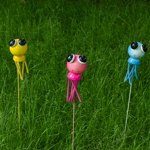 Pack of 6 - Decorative Squid Squad Garden Stake (Size 78x8x8 Cm) - Multi