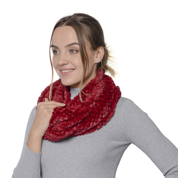Italian Designer Inspired-High Quality Faux Fur Infinity Scarf (76x20cm) - Red