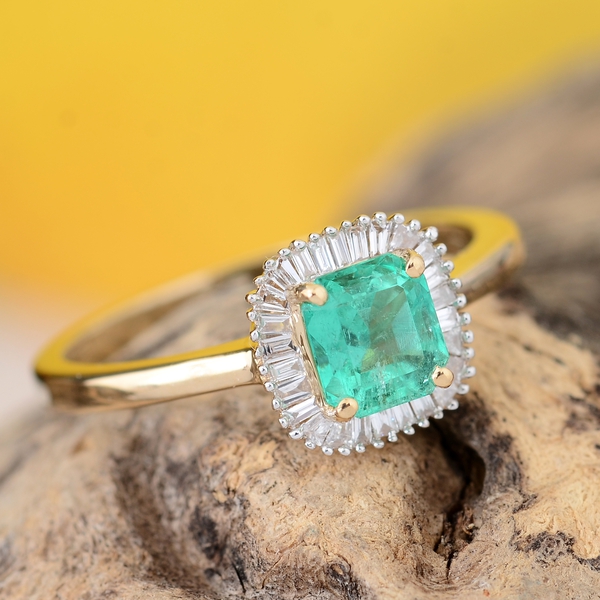 ILIANA 1.15 Ct AAA Boyaca Colombian Emerald and Diamond Halo Ring in 18K Gold