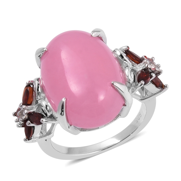 Pink Jade (Ovl 14.50 Ct), Mozambique Garnet and Natural White Cambodian Zircon Ring in Sterling Silv