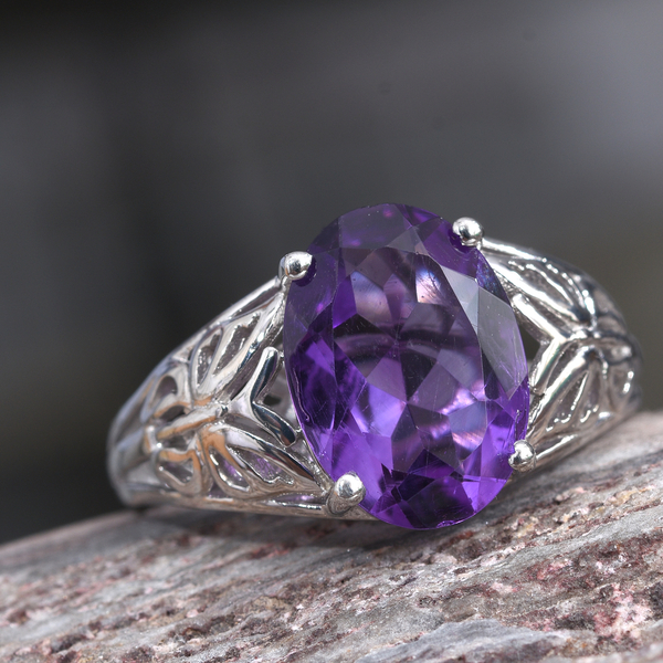 Amethyst (Ovl) Solitaire Ring in Platinum Overlay Sterling Silver 5.500 Ct.