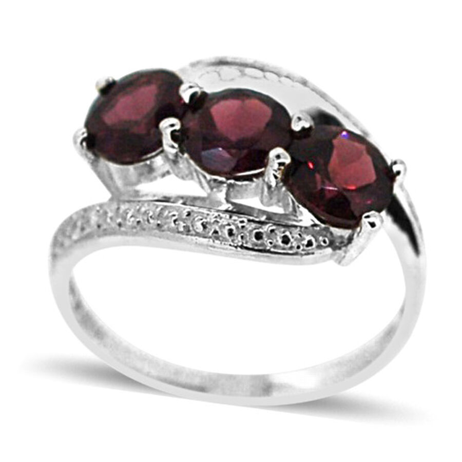 Rhodolite (Rnd) Trilogy Ring in Sterling Silver 3.000 Ct