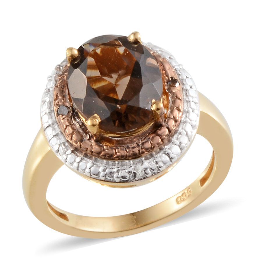 Brazillian Smoky Quartz (Ovl 3.00 Ct), Natural Champagne and White Diamond Ring in Yellow Gold Overl