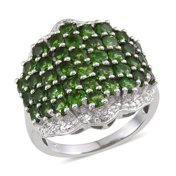 Chrome Diopside (Rnd), Diamond Cluster Ring in Platinum Overlay Sterling Silver 4.780 Ct.