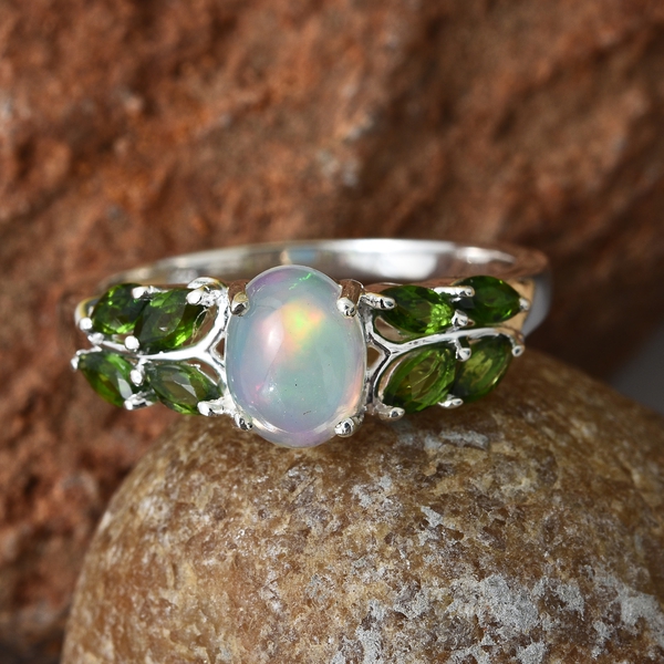 Ethiopian Welo Opal (Ovl), Chrome Diopside Ring in Sterling Silver 1.500 Ct.
