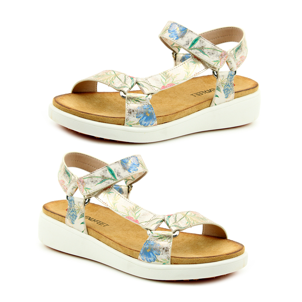 Heavenly Feet Delta Floral  Sandal (Size 8)- White
