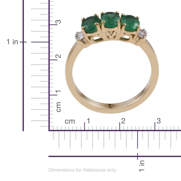 ILIANA 18K Yellow Gold 1.25 Carat AAA Boyaca Colombian Emerald Oval Trilogy Ring with Diamond SI G-H.