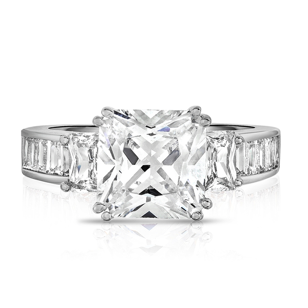 AAA Simulated Diamond (Princess Cut) Ring in Silver Plated, Equivalent Ct Wt 7.00 Cts.