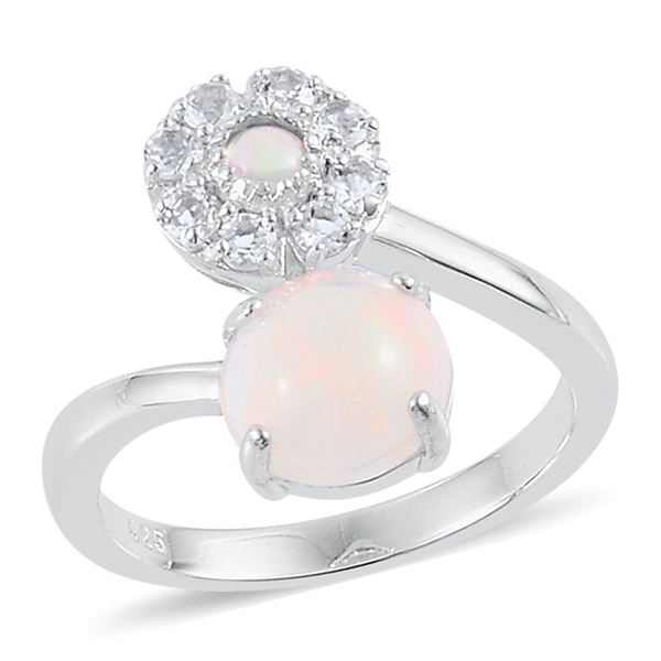 Ethiopian Welo Opal (Rnd 1.25 Ct), White Topaz Ring in Platinum Overlay Sterling Silver 1.600 Ct.