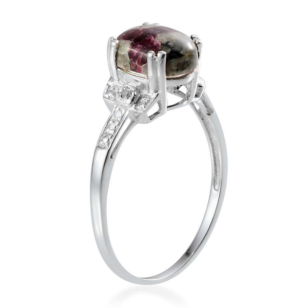 Eudialyte (Ovl 2.25 Ct), Diamond Ring in Sterling Silver 2.260 Ct.