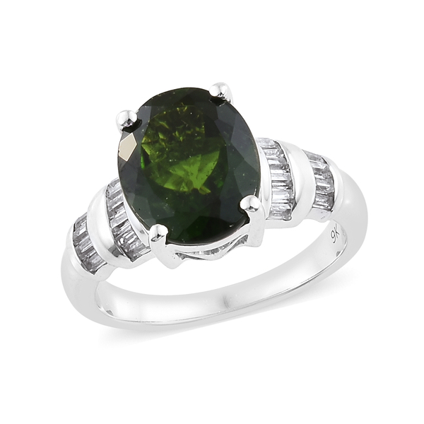 4 Carat AAA  Diopside and Cambodian Zircon Solitaire Design Ring in 9K White Gold 4.04 Grams