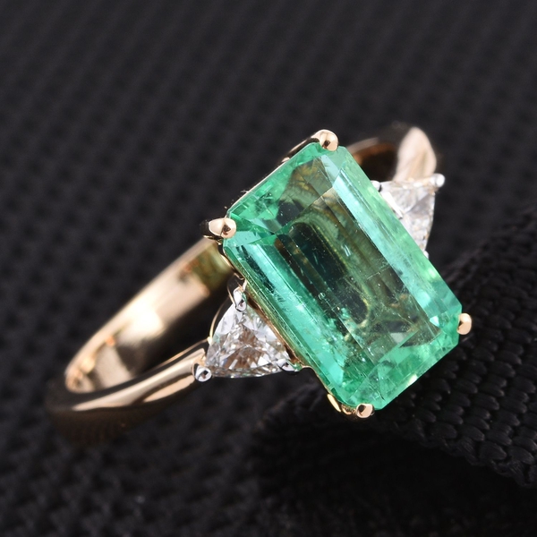 ILIANA 18K Y Gold Boyaca Colombian Emerald (Oct 2.90 Ct), Diamond Ring 3.150 Ct.
