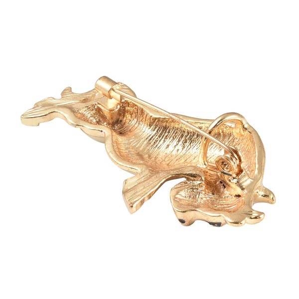 Enamelled Brooch Come Pendant Bull Brooch in Yellow Gold Tone