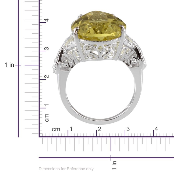 Brazilian Green Gold Quartz (Pear 15.00 Ct), Diamond Ring in Platinum Overlay Sterling Silver 15.030 Ct.