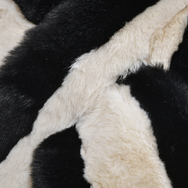 Faux Fur Scarf (Size 175x65 Cm) - Black & White