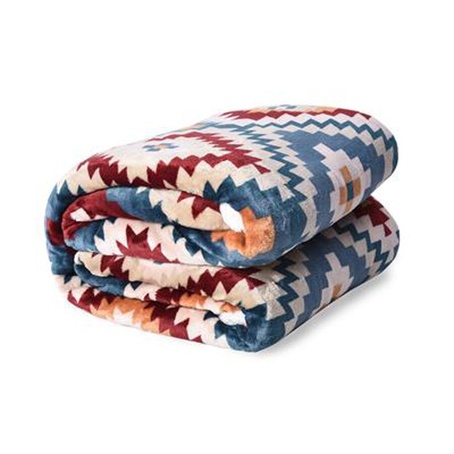 Santa Fe Printed Warm and Soft Double Layer Sherpa Blanket Size 150x200