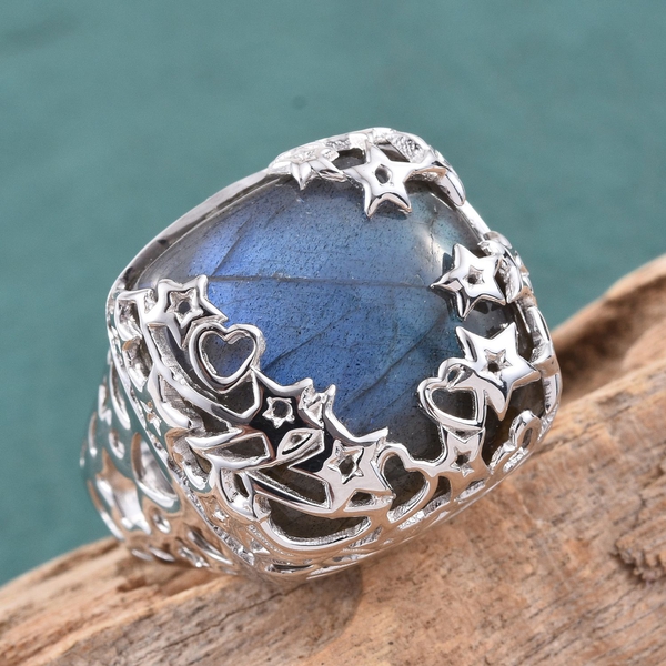 GP Labradorite (Cush 26.98 Ct), Kanchanaburi Blue Sapphire Ring in Platinum Overlay Sterling Silver 27.000 Ct.
