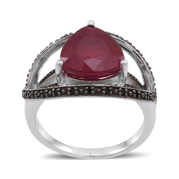 African Ruby (Trl 6.40 Ct), Boi Ploi Black Spinel Ring in Rhodium Plated Sterling Silver 6.500 Ct.