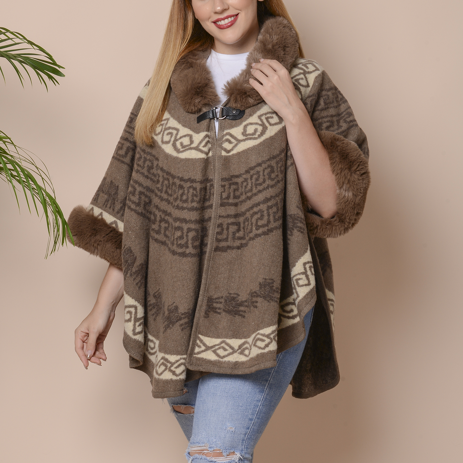 Coffee Brown Colour Half Round Shape Blanket Wrap with Faux Fur Collar (Size 109.22 x 80.01cm)