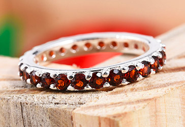 Garnet Jewellery Online in UK